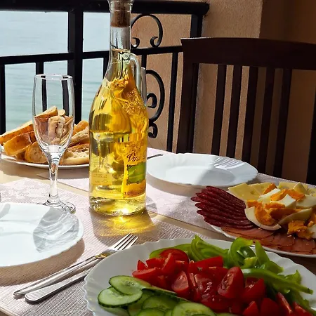 شقة Sea Breeze With Seaview سفيتي فلاس