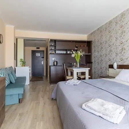 Apartment Sea Breeze With Seaview *